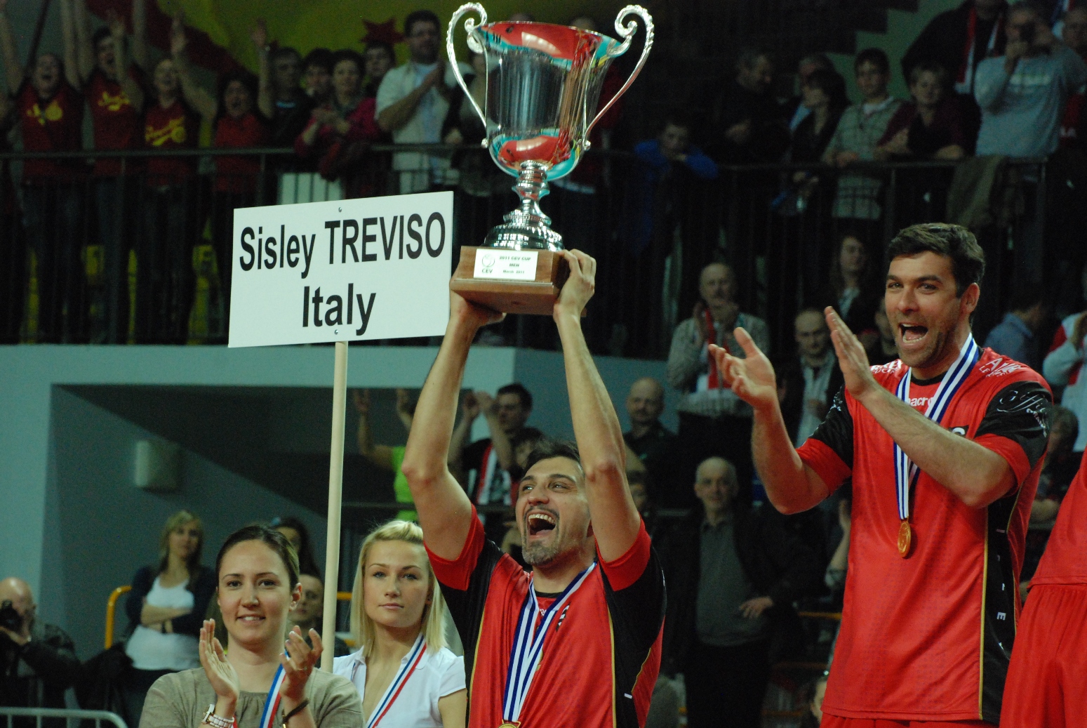SISLEY VOLLEY VINCE LA SUA QUINTA COPPA CEV! ‹ Arrex Le Cucine Blog